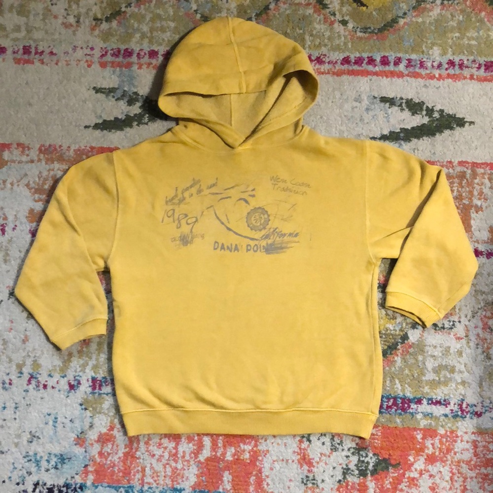 🧜🏼‍♀️3 for $15 item! 🧜🏼‍♀️kids pullover hoodie